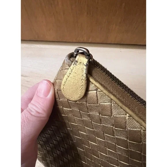 Bottega Veneta Gold Intrecciato Leather Zip Around Wallet Metallic Shiny - Picture 15 of 15